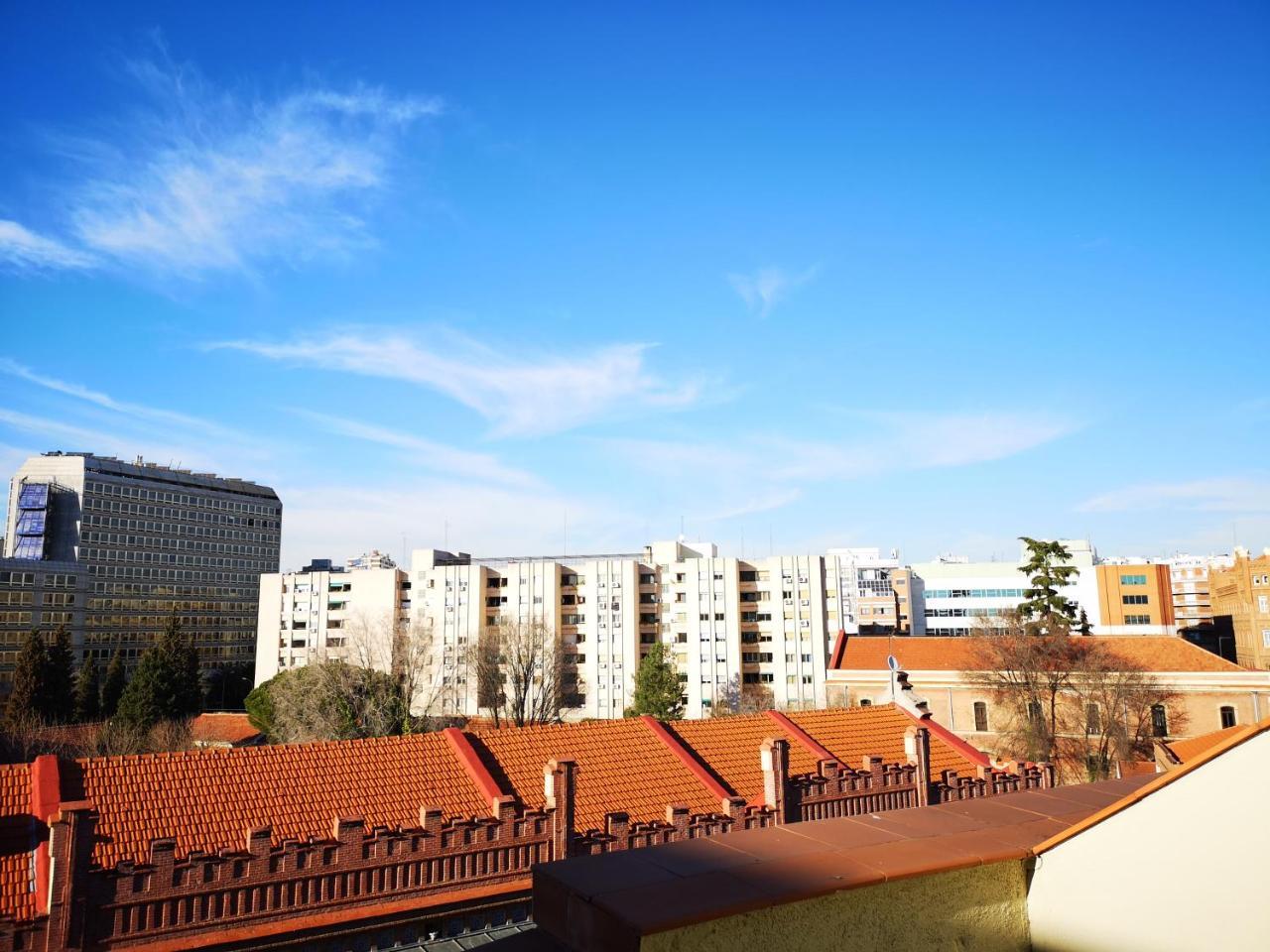 Pil Pil Hostel Мадрид Екстер'єр фото