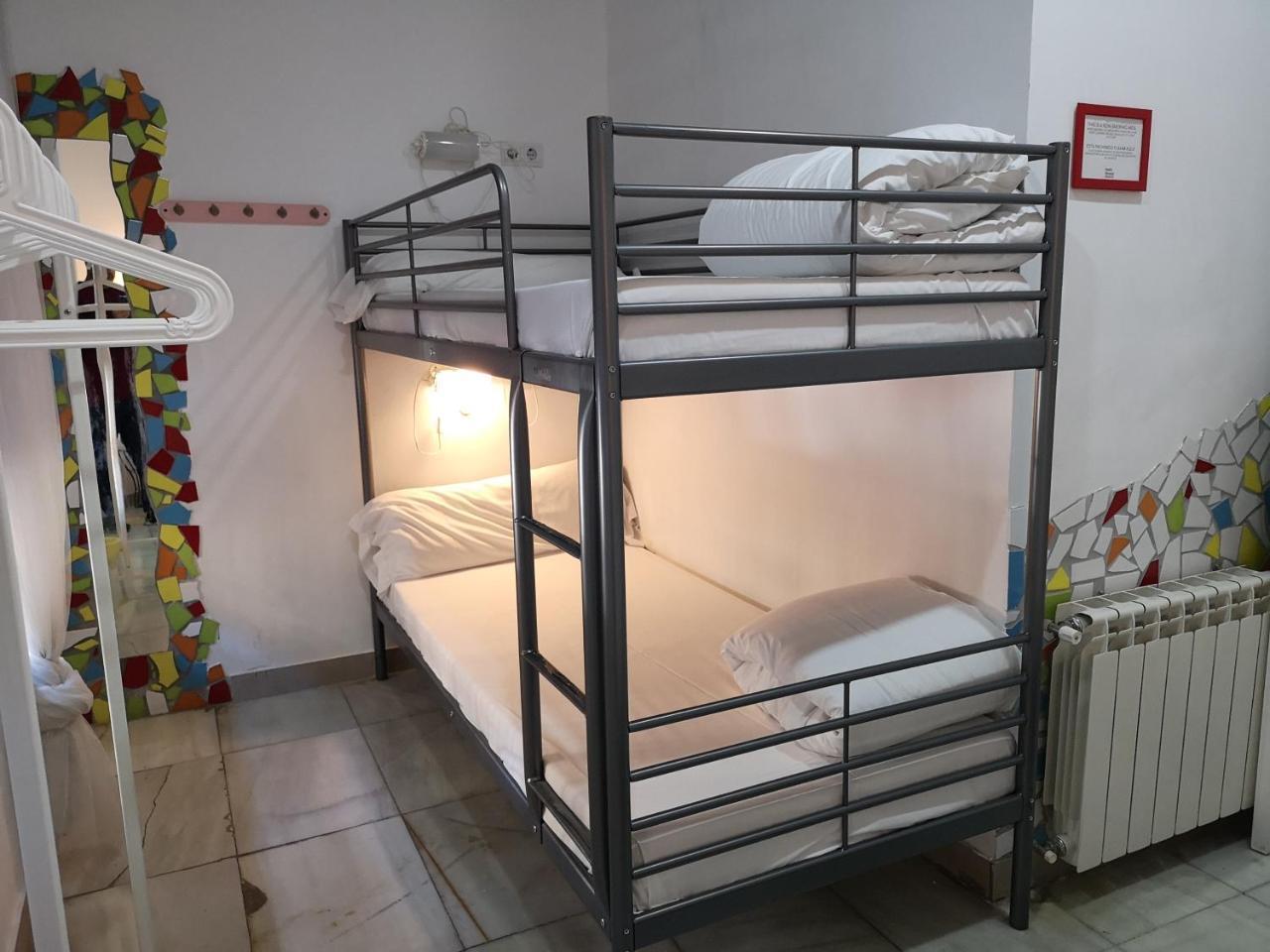Pil Pil Hostel Мадрид Екстер'єр фото